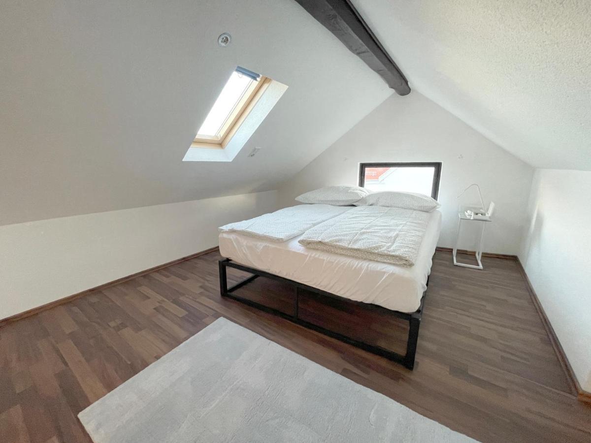 F10 Apartments אולם מראה חיצוני תמונה